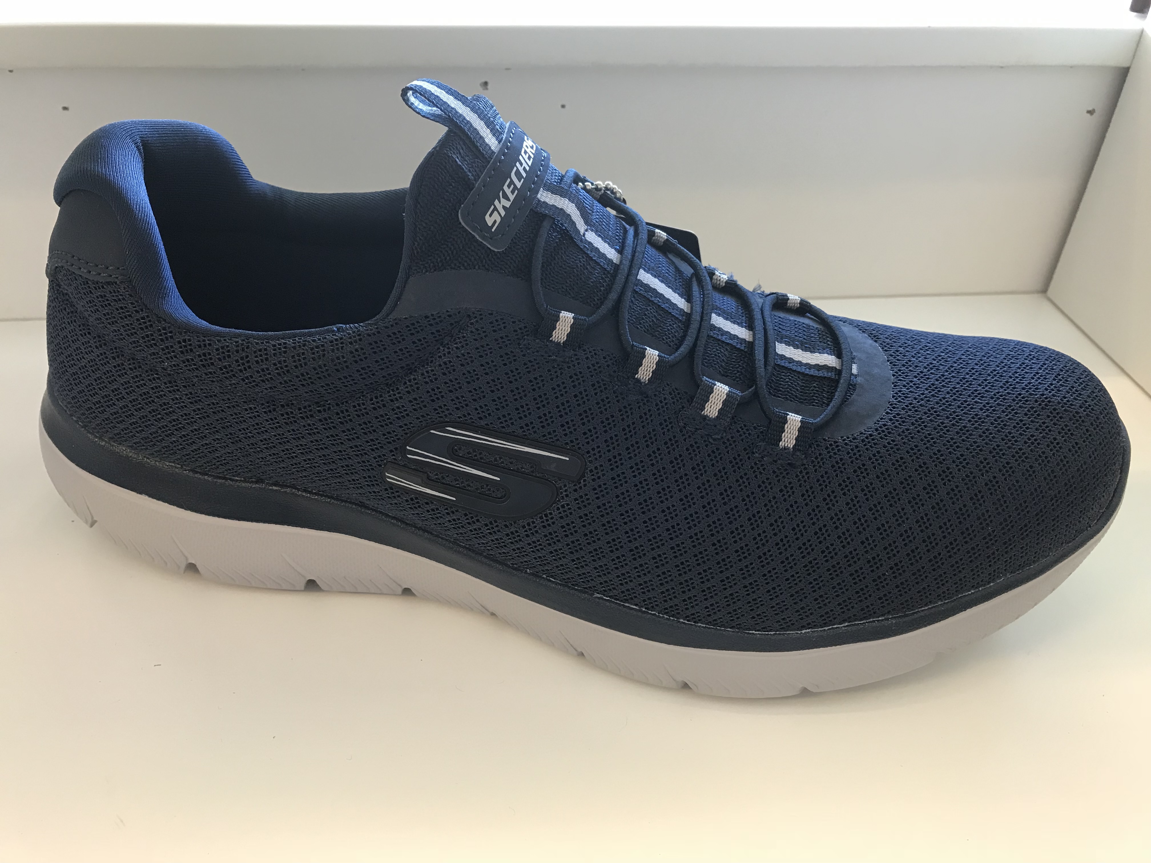 sketchers sko